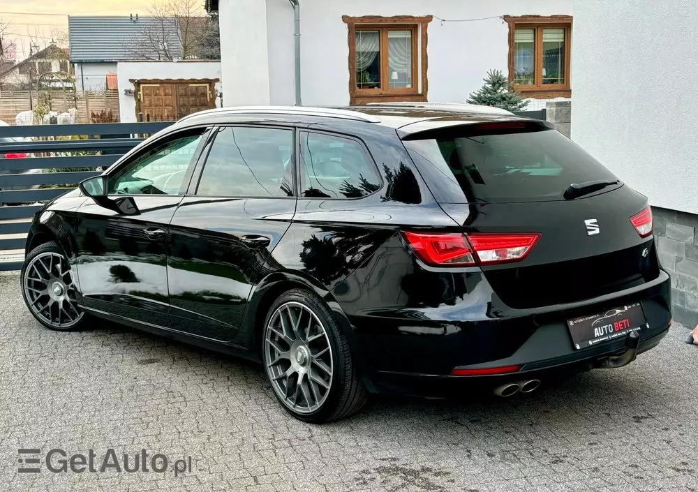 SEAT Leon ST 2.0 TDI DPF DSG FR