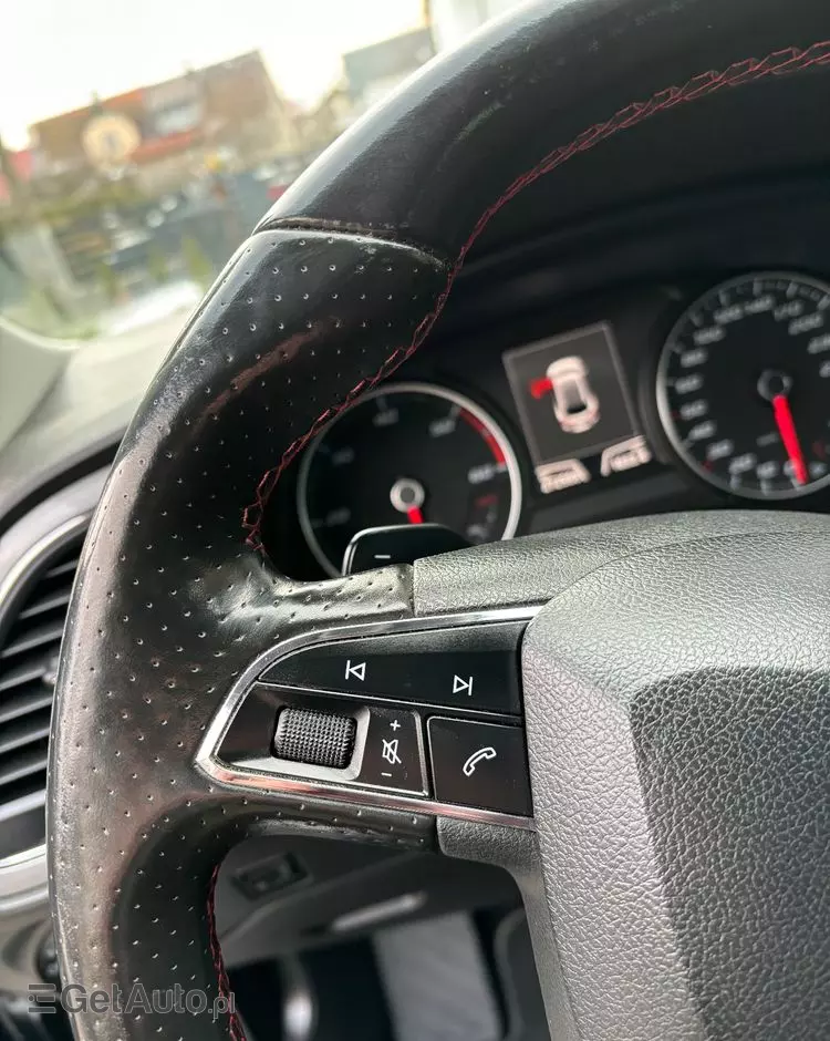 SEAT Leon ST 2.0 TDI DPF DSG FR