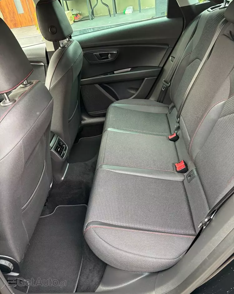 SEAT Leon ST 2.0 TDI DPF DSG FR