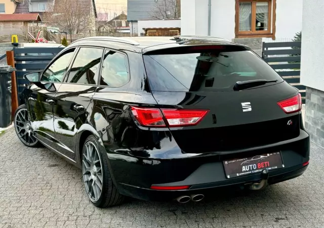 SEAT Leon ST 2.0 TDI DPF DSG FR