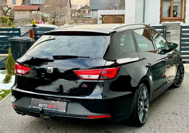 SEAT Leon ST 2.0 TDI DPF DSG FR