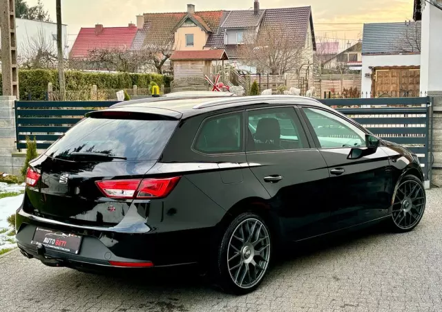 SEAT Leon ST 2.0 TDI DPF DSG FR