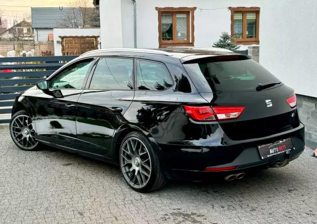 SEAT Leon ST 2.0 TDI DPF DSG FR
