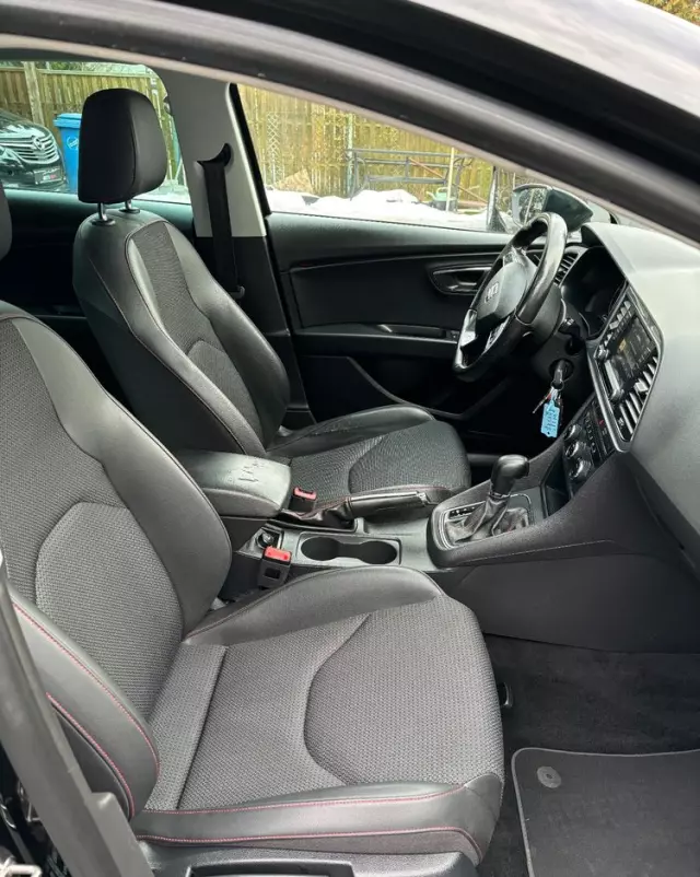 SEAT Leon ST 2.0 TDI DPF DSG FR