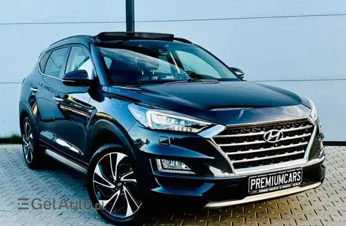 HYUNDAI Tucson 