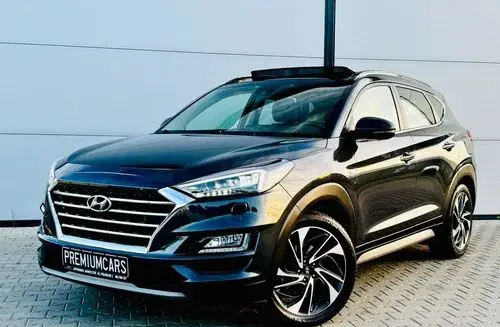 HYUNDAI Tucson 