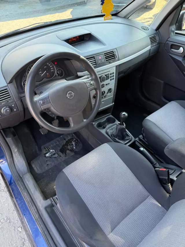 OPEL Meriva 