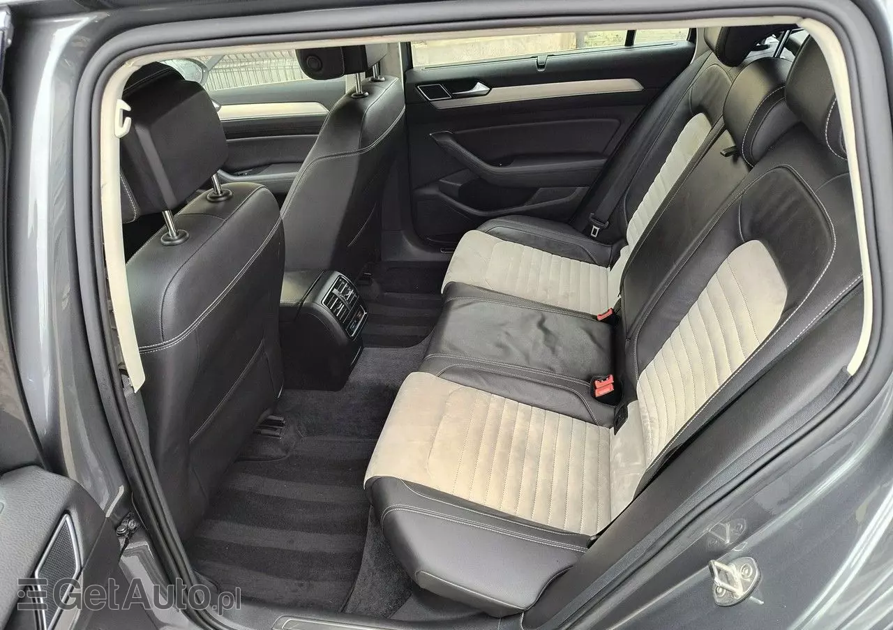 VOLKSWAGEN Passat Variant 2.0 TDI (BlueMotion Technology) Comfortline