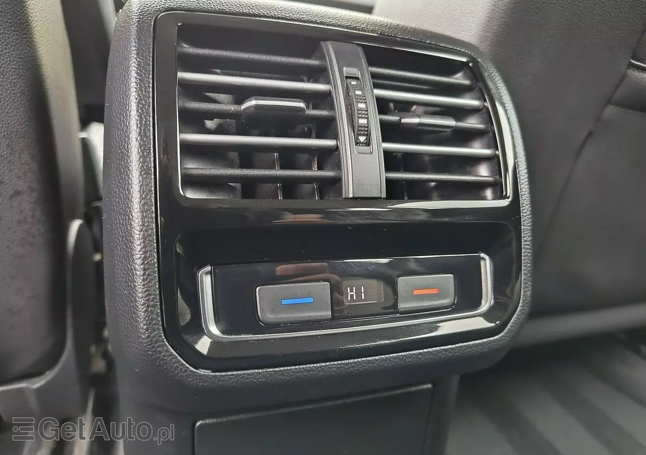 VOLKSWAGEN Passat Variant 2.0 TDI (BlueMotion Technology) Comfortline