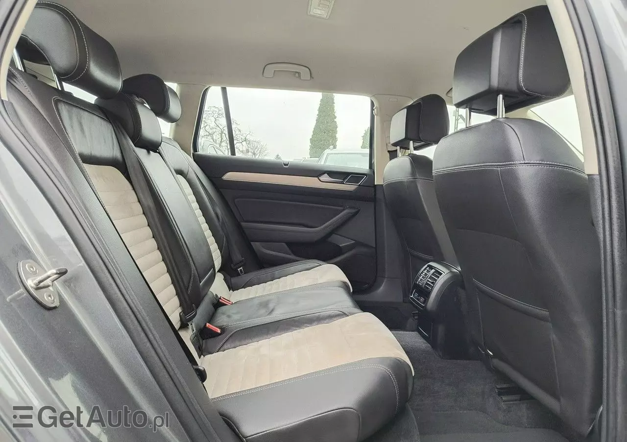 VOLKSWAGEN Passat Variant 2.0 TDI (BlueMotion Technology) Comfortline