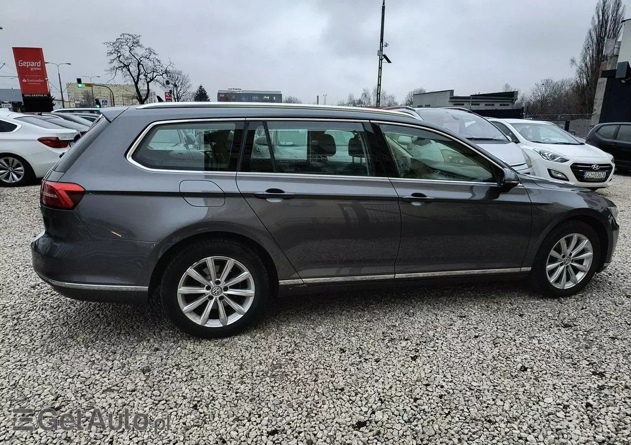 VOLKSWAGEN Passat Variant 2.0 TDI (BlueMotion Technology) Comfortline