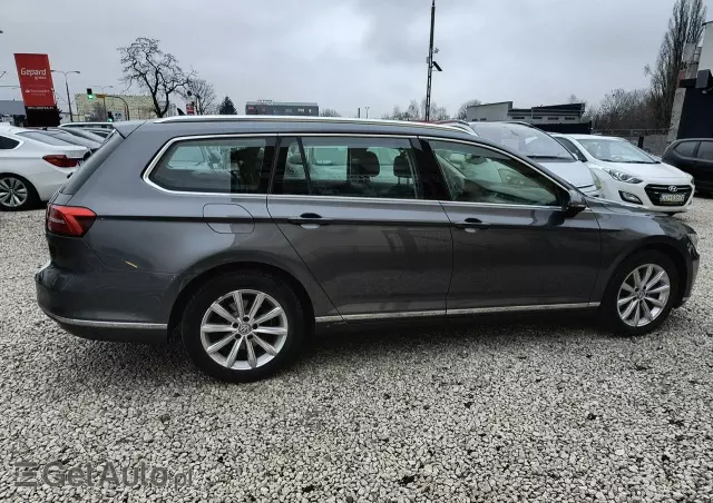 VOLKSWAGEN Passat Variant 2.0 TDI (BlueMotion Technology) Comfortline