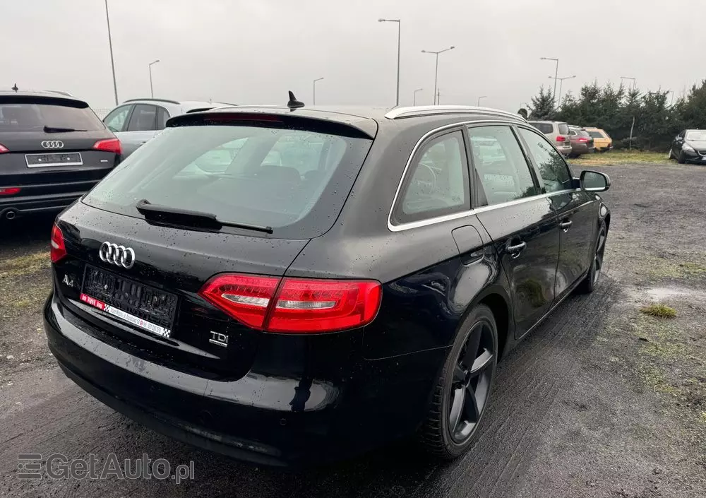 AUDI A4 2.0 TDI Quattro Line