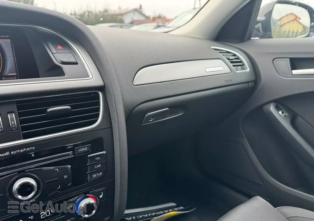 AUDI A4 2.0 TDI Quattro Line