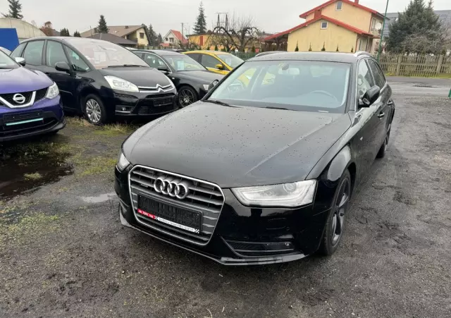 AUDI A4 2.0 TDI Quattro Line