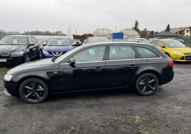 AUDI A4 2.0 TDI Quattro Line