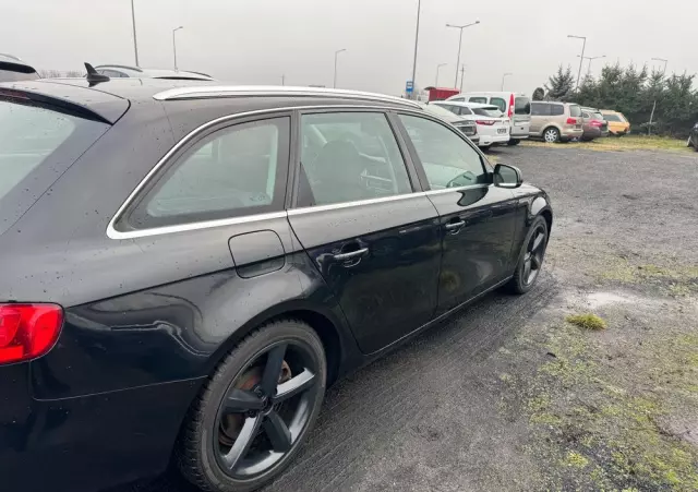 AUDI A4 2.0 TDI Quattro Line