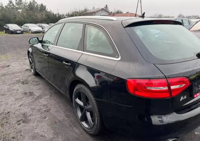 AUDI A4 2.0 TDI Quattro Line