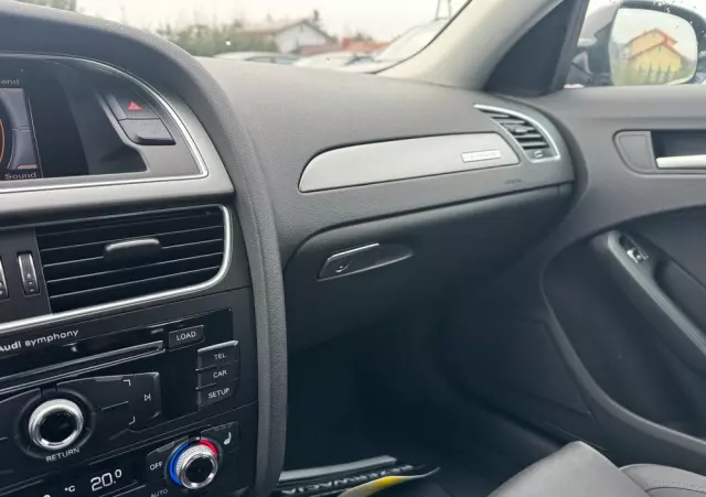 AUDI A4 2.0 TDI Quattro Line
