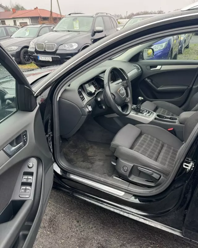 AUDI A4 2.0 TDI Quattro Line