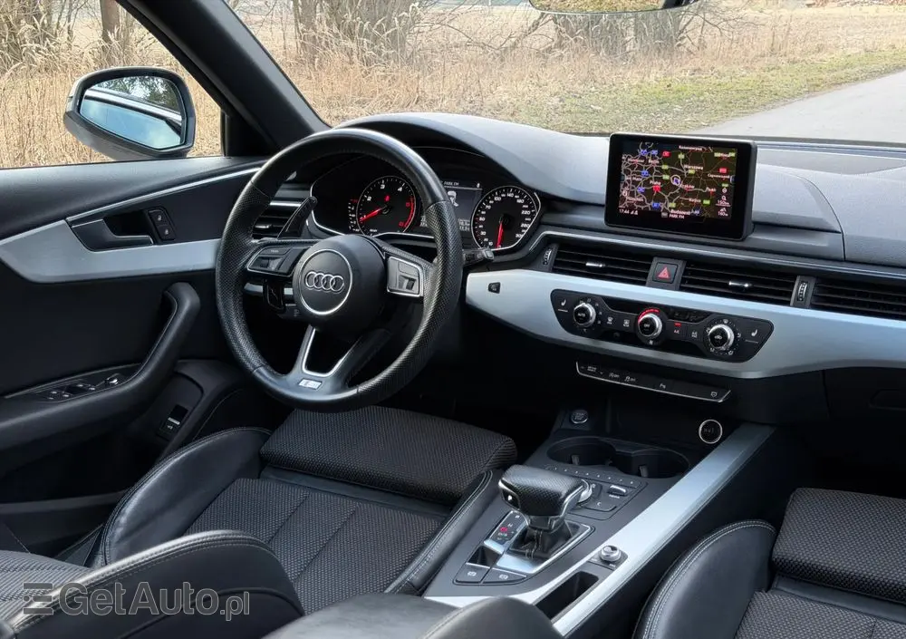 AUDI A4 Avant 40 TDI S Line S tronic