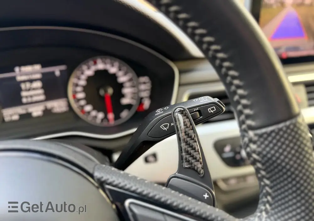 AUDI A4 Avant 40 TDI S Line S tronic