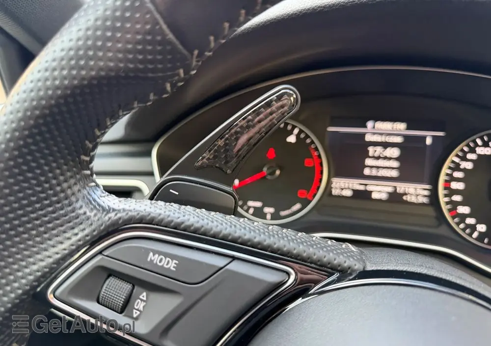 AUDI A4 Avant 40 TDI S Line S tronic