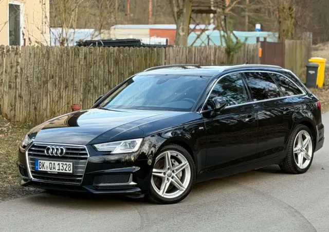 AUDI A4 Avant 40 TDI S Line S tronic