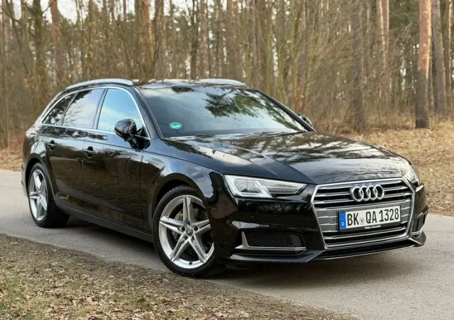 AUDI A4 Avant 40 TDI S Line S tronic
