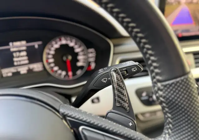 AUDI A4 Avant 40 TDI S Line S tronic