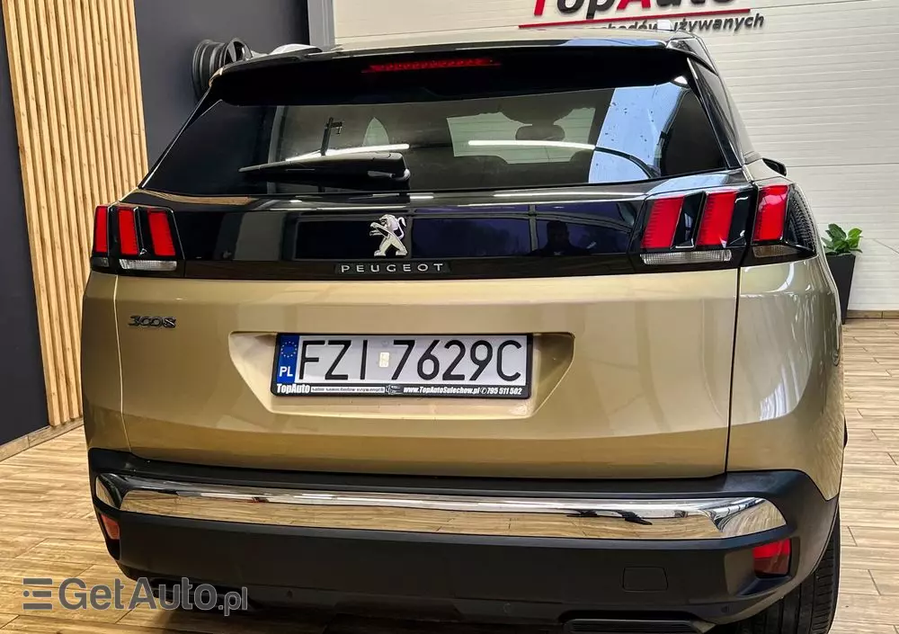 PEUGEOT 3008 
