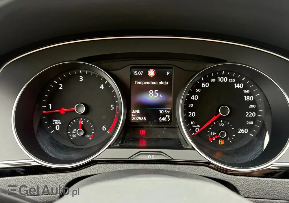 VOLKSWAGEN Passat Variant 2.0 TDI SCR DSG Conceptline