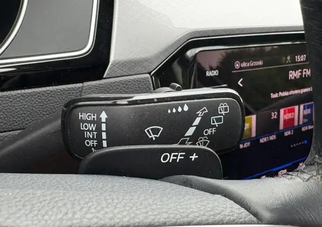 VOLKSWAGEN Passat Variant 2.0 TDI SCR DSG Conceptline