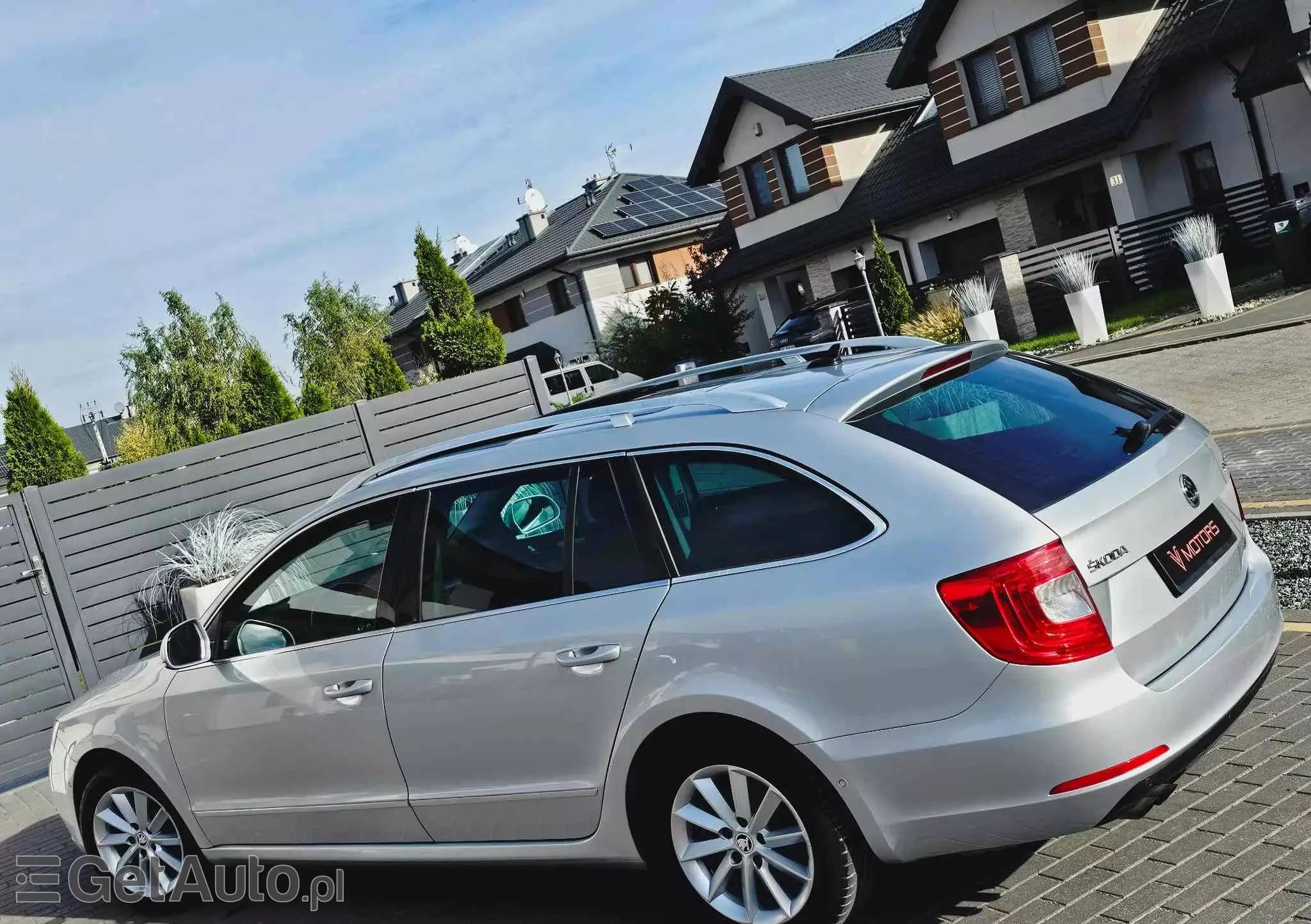 SKODA Superb 1.6 TDI Platinum
