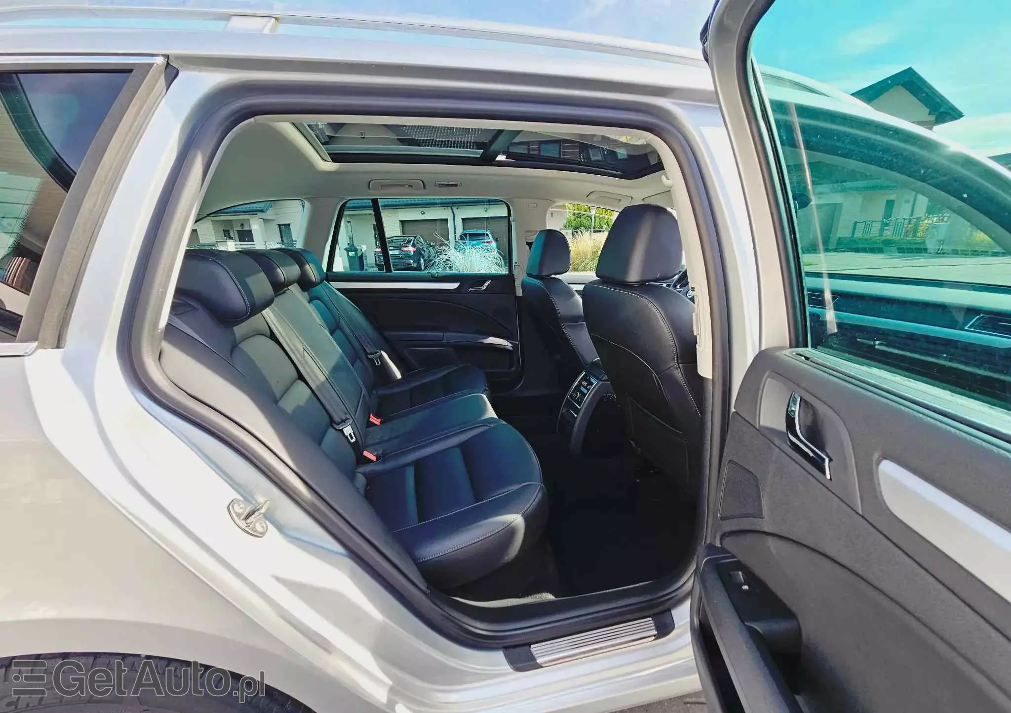 SKODA Superb 1.6 TDI Platinum