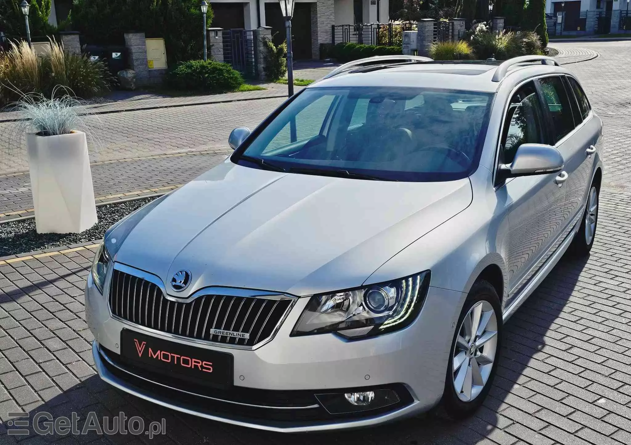 SKODA Superb 1.6 TDI Platinum