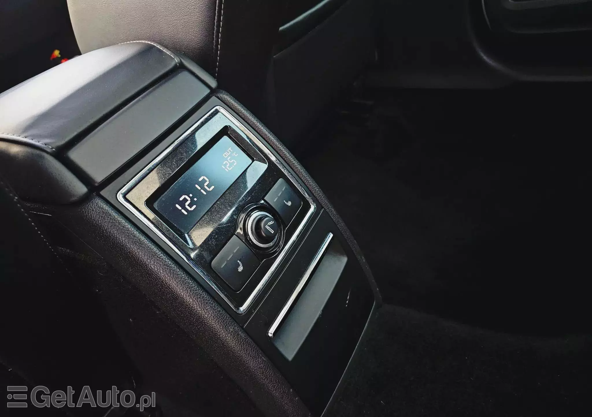 SKODA Superb 1.6 TDI Platinum