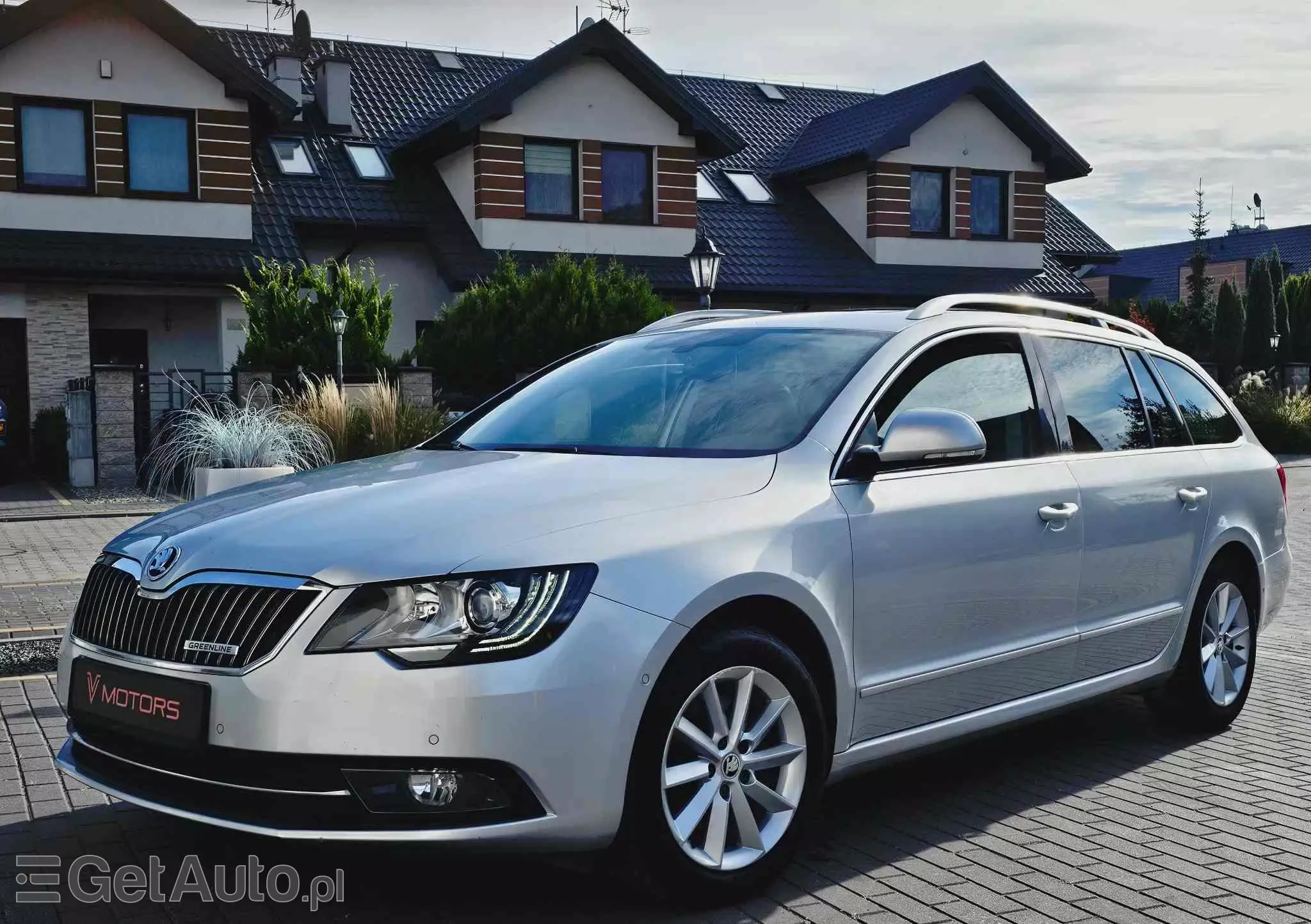 SKODA Superb 1.6 TDI Platinum