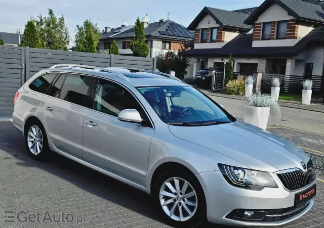 SKODA Superb 1.6 TDI Platinum
