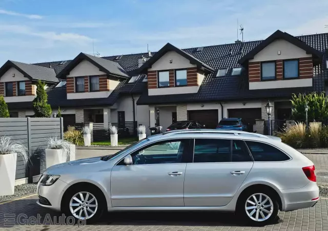 SKODA Superb 1.6 TDI Platinum