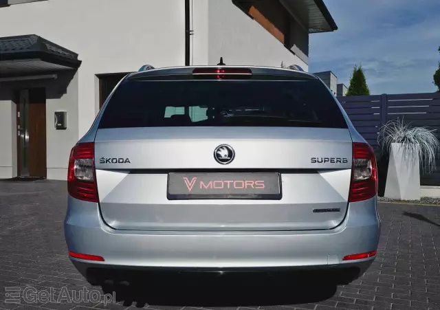 SKODA Superb 1.6 TDI Platinum