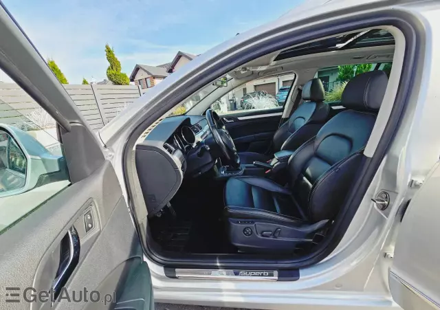 SKODA Superb 1.6 TDI Platinum