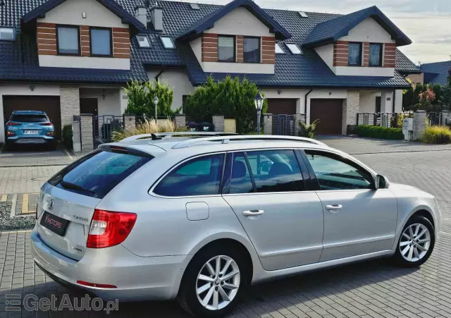 SKODA Superb 1.6 TDI Platinum