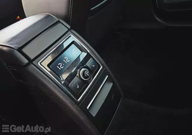 SKODA Superb 1.6 TDI Platinum