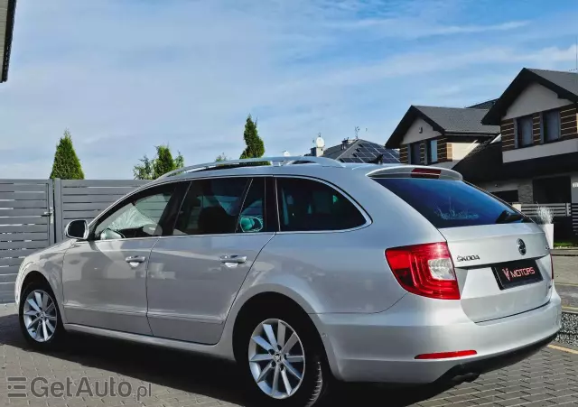 SKODA Superb 1.6 TDI Platinum