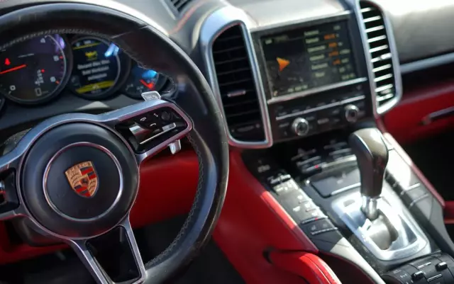 PORSCHE Cayenne Diesel