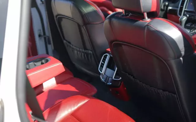 PORSCHE Cayenne Diesel