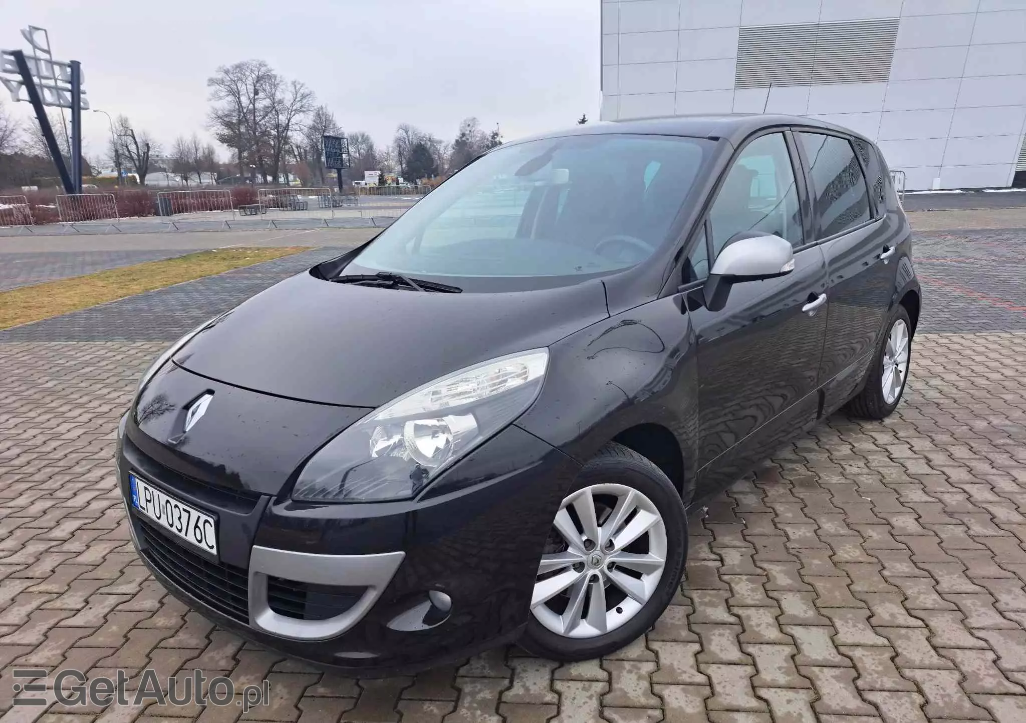 RENAULT Scenic 1.6 16V TomTom Edition