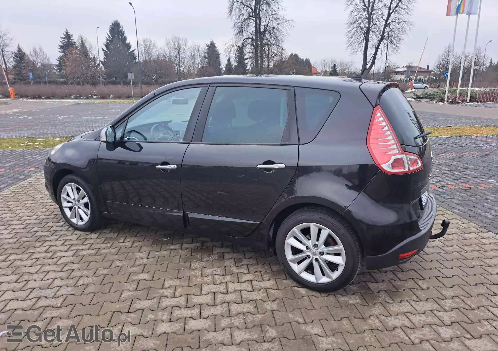 RENAULT Scenic 1.6 16V TomTom Edition