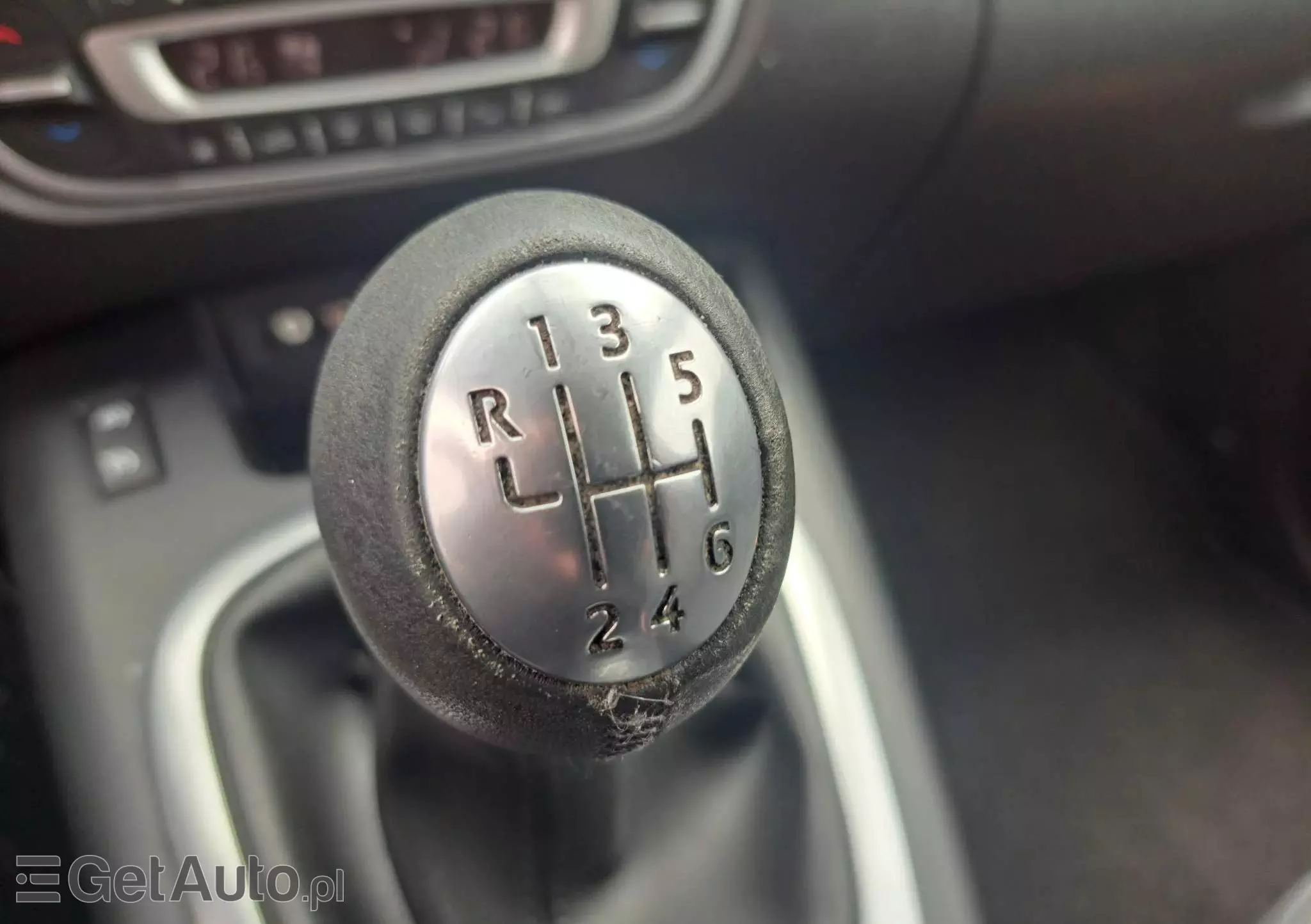 RENAULT Scenic 1.6 16V TomTom Edition